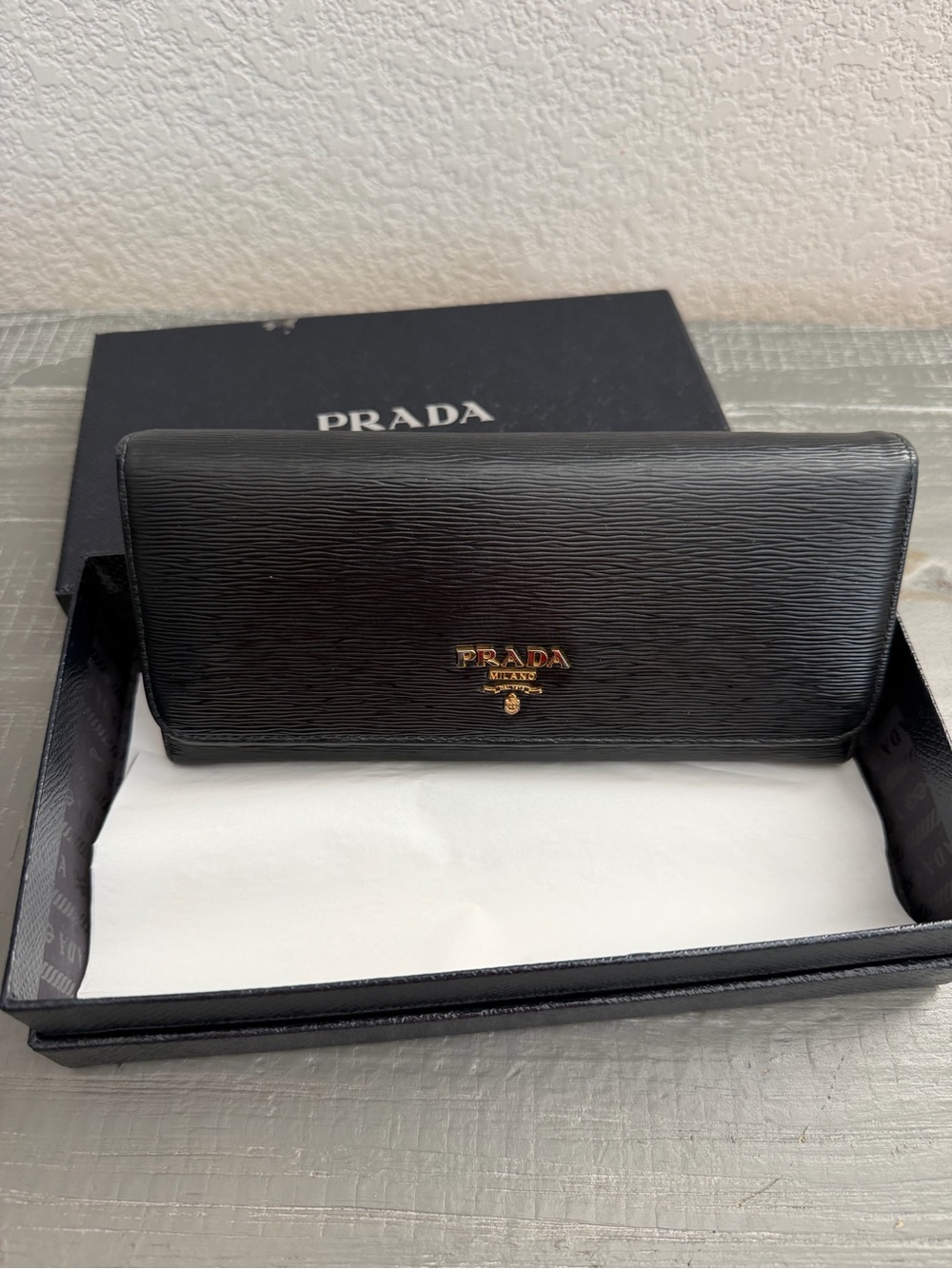 Prada Black Saffiano Leather Continental Wallet with Card ID Holder